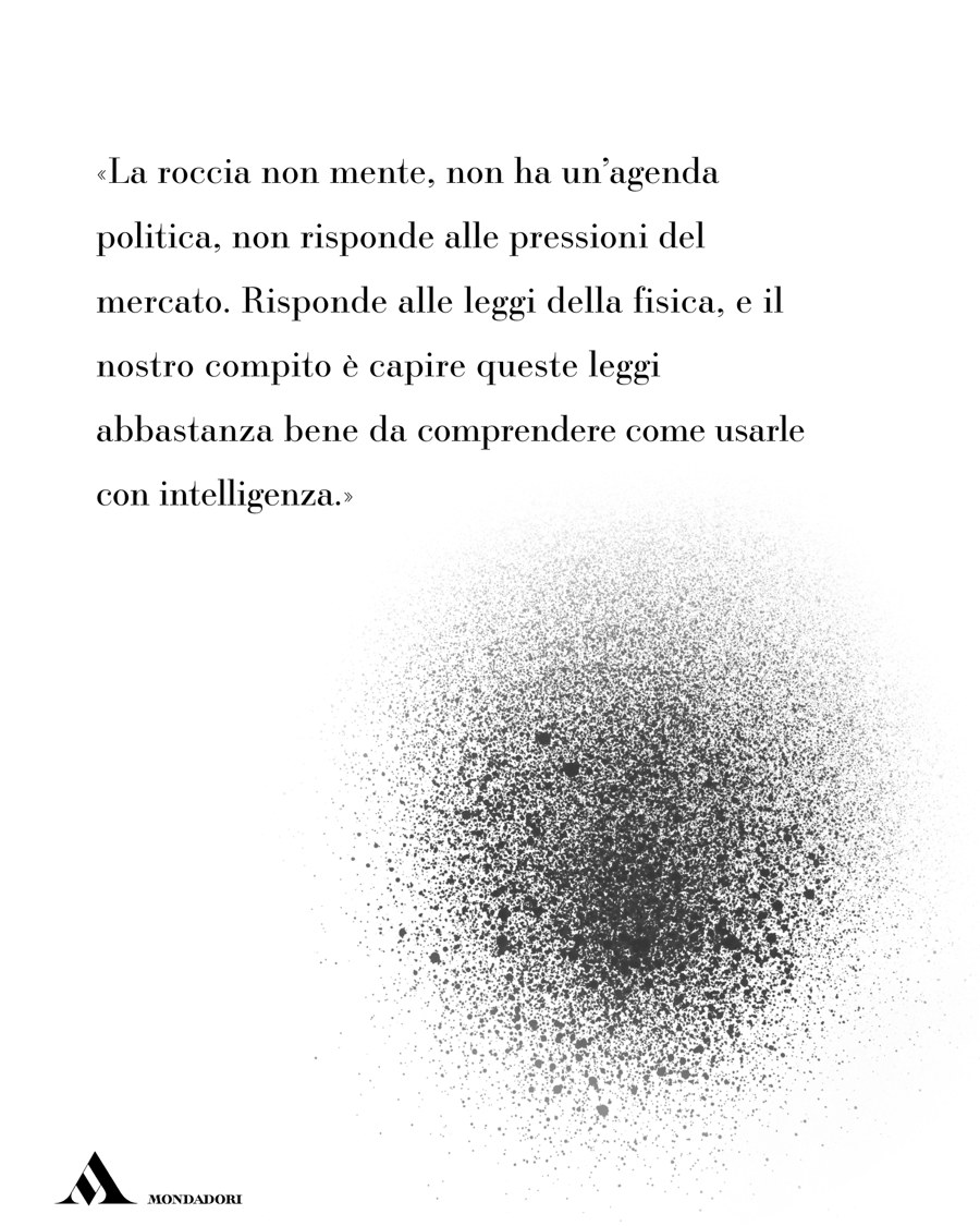 Inside flap of ‘Le forze invisibili’ with a quote from the book