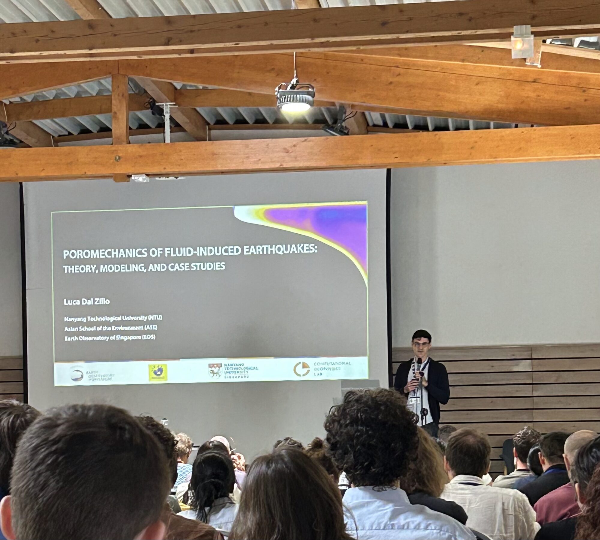 Luca Dal Zilio presenting research on fluid-induced earthquakes